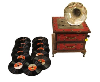 Vintage M.I.M. Lador.Ink Fuji Japan music jewelry box & 12 disks