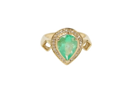 2.01 Columbian emerald & diamond 14kt yellow gold ring in fancy lighted gift box, 6.25