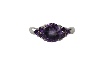 Natural amethyst ring in 14kt white gold over s/s, 7