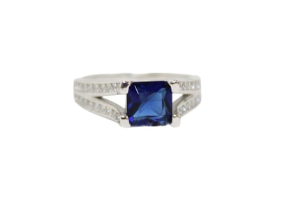 2.0ct natural blue sapphire & white topaz sterling ring, 8