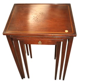 Set antique 3 stack mahogany inlaid graduating nesting tables