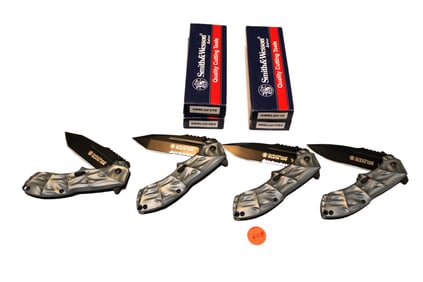 4 Smith & Wesson black ops knives 3bs 3tb 3b 3tbs