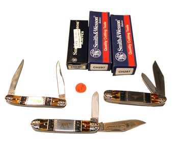 3 Smith & Wesson etched pocket knives: NRA, long horn, jockey, CH297 CH8 CH297 with boxes