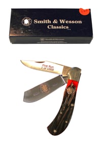 Smith & Wesson knife #703 saddle horn 145th anniversary red line limited edition 276/1000 in box