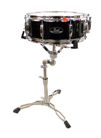 Pearl Roadshow snare drum on stand. 14" dia x 6"h