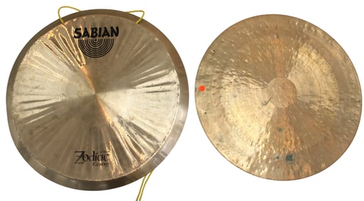 2 Gongs: Sabian 24" and Han-chi World Percussion 21.5"