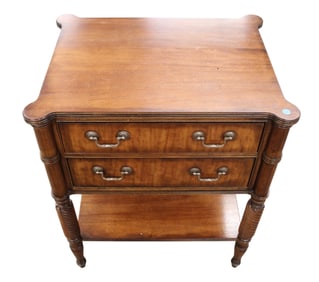 Like new Ethan Allen solid mahogany chest