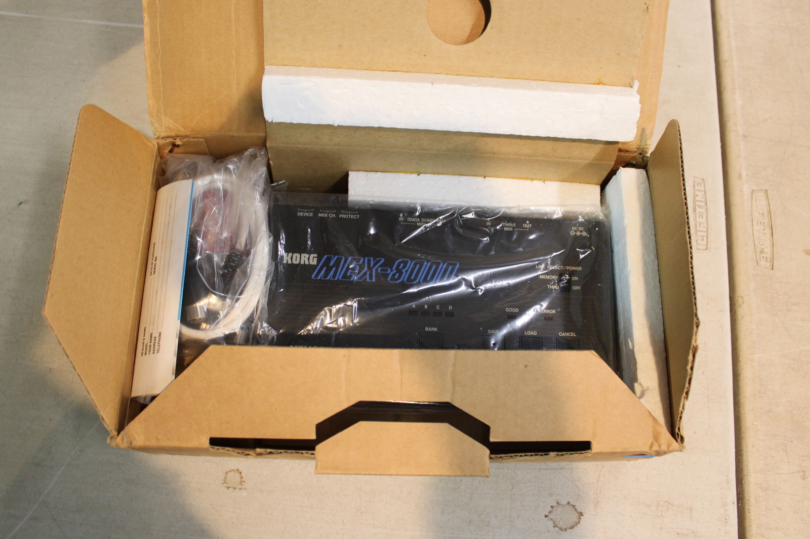 Korg MEX-8000 memory expander in original box (1 of 5)