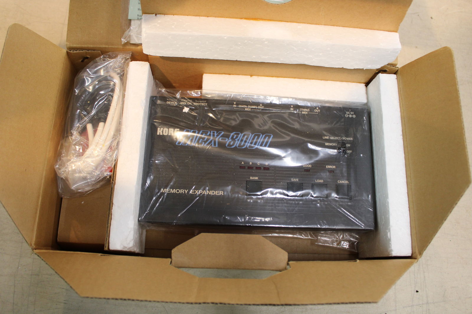 Korg MEX-8000 memory expander in original box (1 of 4)