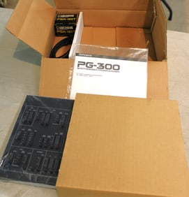 Roland Synthesizer Programmer PG-300