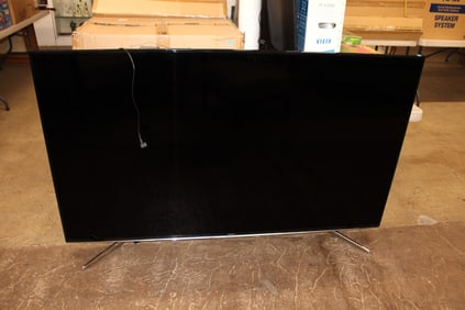 Samsung 75" Flat Screen Television with remote