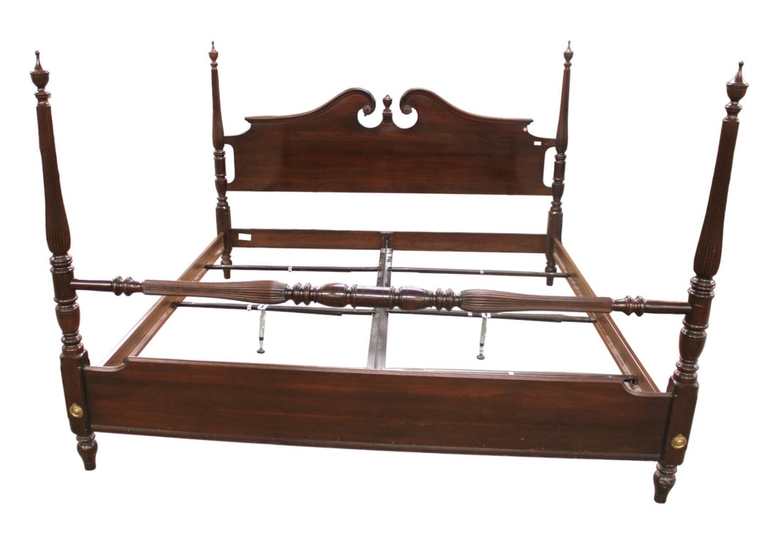 Ethan Allen 4 Poster King Size Bed - Complete (1 of 7)