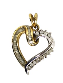 14kt yellow gold and diamond heart shape pendant