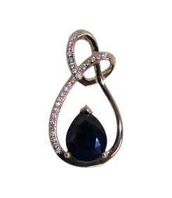 Blue sapphire& white sapphire pendant in sterling silver