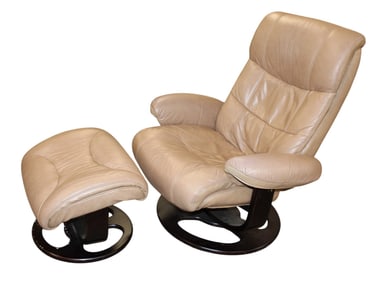 Lane leather Zero Gravity 2pc mid century modern seating