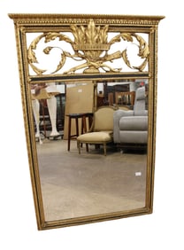 Beautiful Friedman Brothers gold gilt mirror