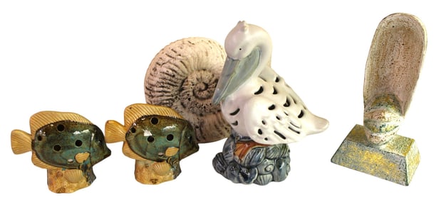 5 nautical decorations including fish, pelicans, sea shells