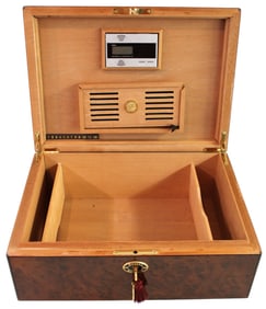 Quality Daniel Marshal humidor burl walnut case with key