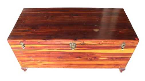 Vintage all cedar lift top cedar chest