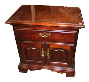 Thomasville solid cherry nightstand