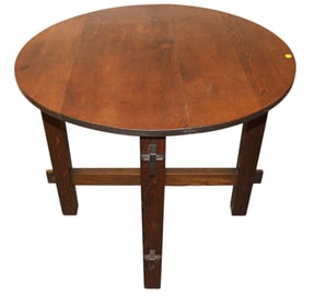 Lifetime style antique mission oak tavern table