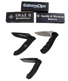 3 Smith and Wesson Knives, extreme ops