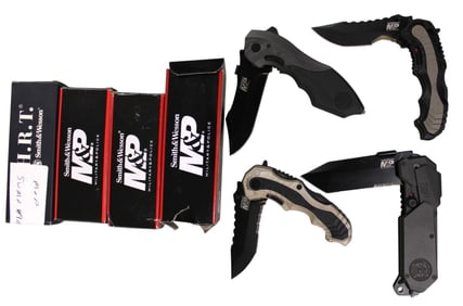 4 Smith and Wesson knives, military police and swat with boxes