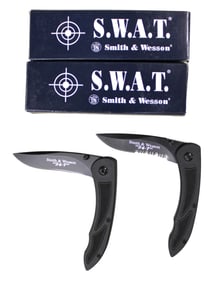2 Smith and Wesson knives, 24-7 Swat
