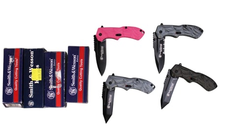 4 Smith and Wesson, black ops knives