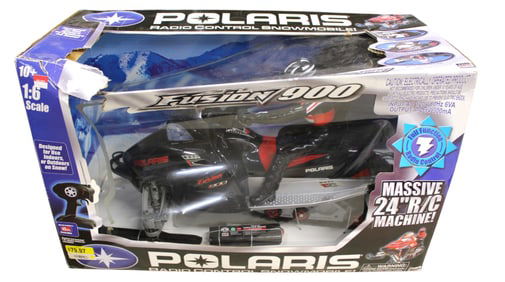 Vtg Polaris Fusion 900 Radio Ctrl Snow Mobile