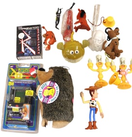 12 pieces of Vintage Toy Story items & other