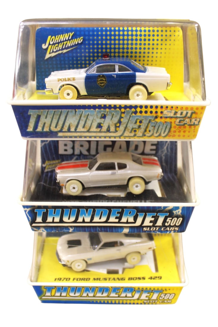 3 vtg slot cars Johnny Lightening Thunder Jet 500 (1 of 3)