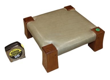 Stickley mission petite monk footstool, lot 109 match