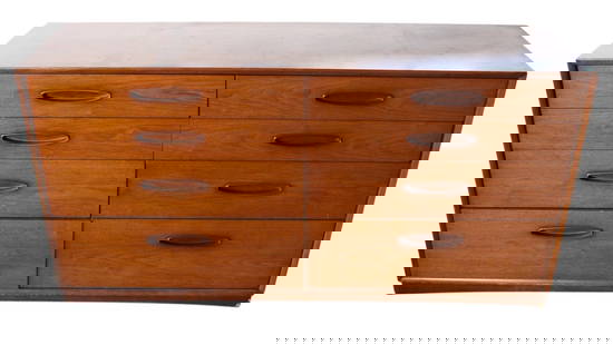 Mid Century Modern walnut 8 drawer low chest: Mid Century Modern walnut 8 drawer low chest, structurally sound and in good condition with some surface wear on top, original finish. 32.5"h x 62"w x 19"d
