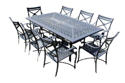 Nice 10 piece cast aluminum manner Fortunoff patio set
