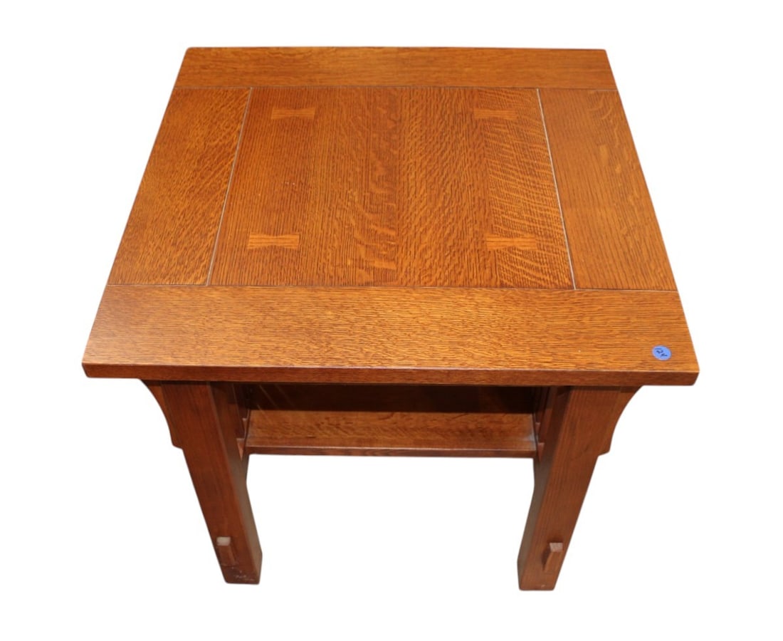 Mission oak side table with bow tie accents (1 of 3)