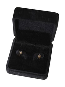 9kt yellow gold and sapphire stud earrings
