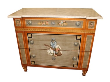 Nice Drexel Heritage paint decorated chest