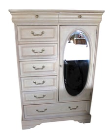 Lexington vintage 8 drawer gentleman's chest