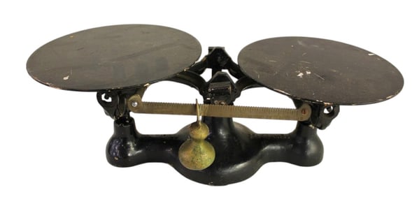 Antique cast iron Philadelphia scale