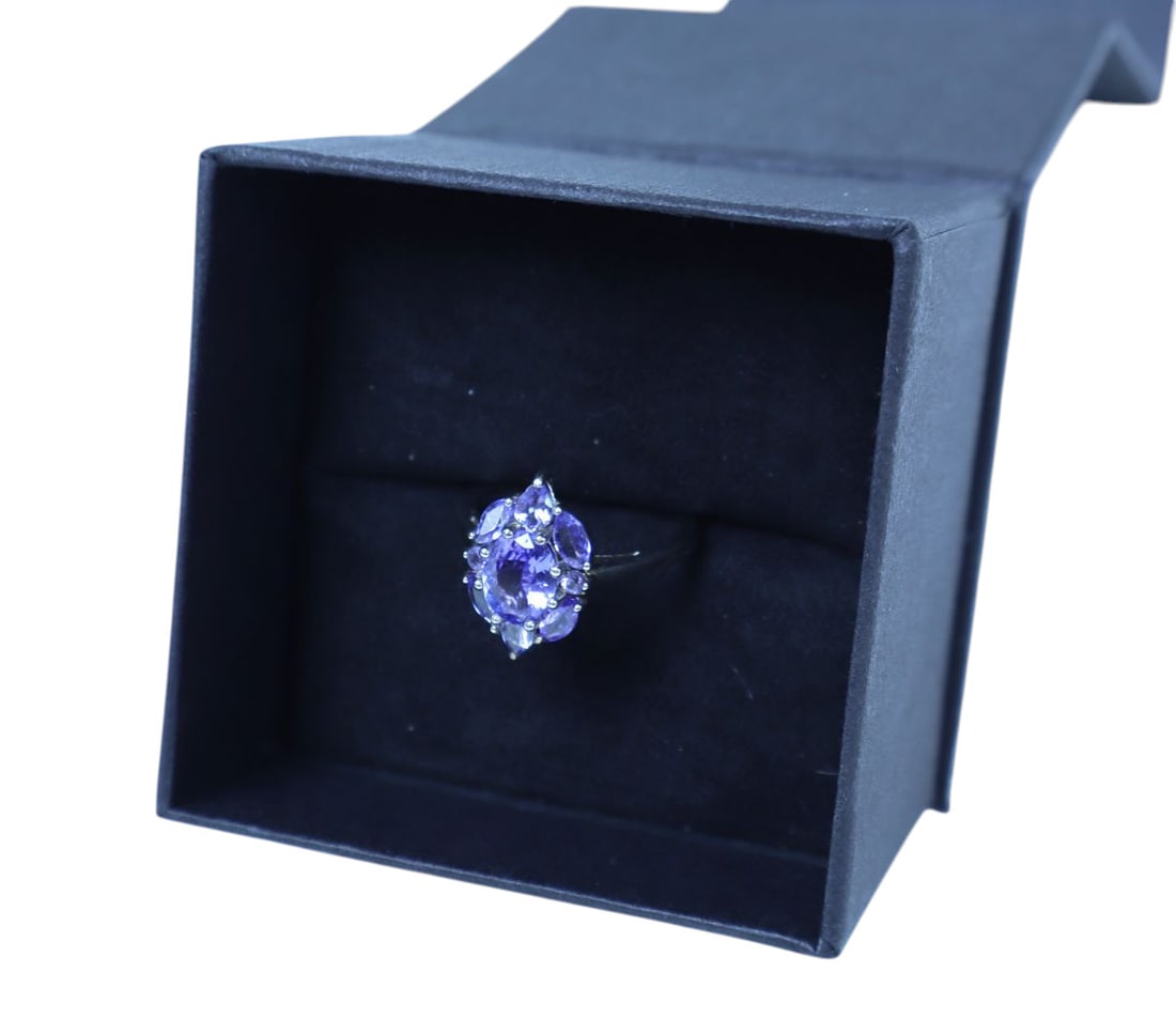 Natural tanzanite ring sterling silver setting in gift box (1 of 4)