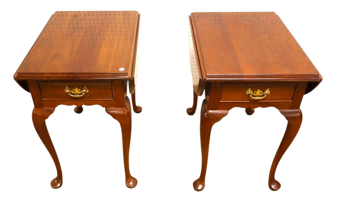 Pair of L. & J.G. Stickley Cherry Drop Leaf Lamp Tables #4502 (1 of 6)