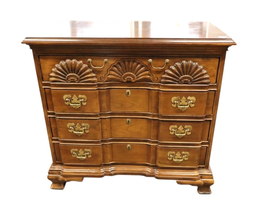 Harden shell carved block front bachelor's chest (1 of 9)