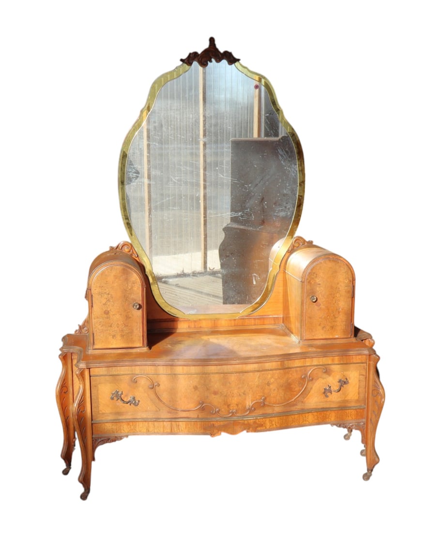 Antique art deco fancy burl satinwood walnut vanity: Antique art deco fancy burl satinwood and walnut vanity with two tone yellow detachable mirror original finish with some finish issues, needs tlc. Footprint: 71"h x 54"w x 20"d