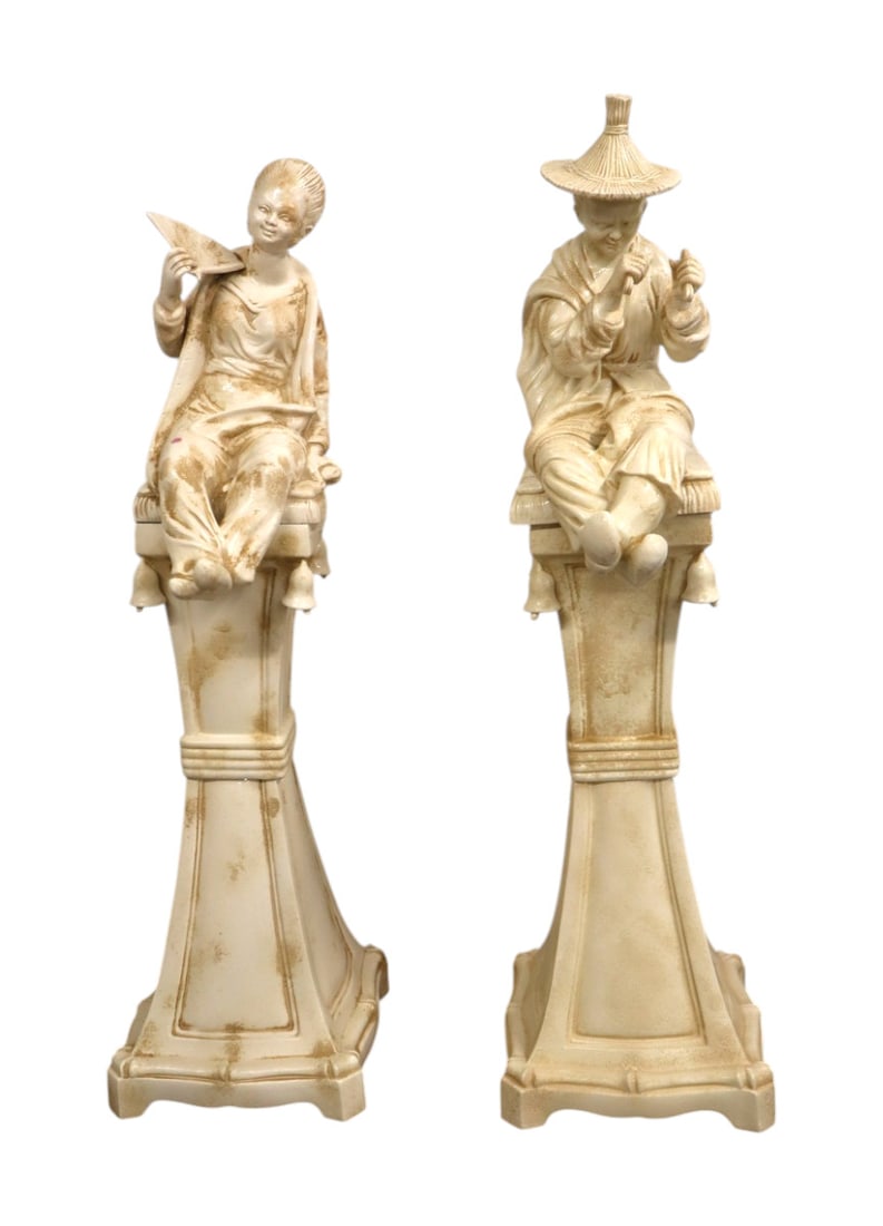 Fantastic PR palace-size Chinese porcelain statues: Fantastic pair of Palace size 3 piece Chinese man and Chinese woman porcelain statues made in Italy, structurally sound and in good condition, no issues seen. Footprint: 70"h x 21"w x 21"d each