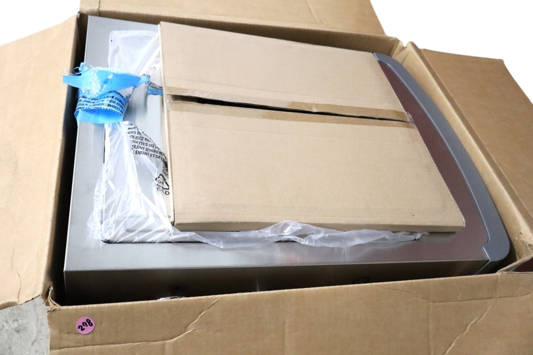 New stainless steel propane grill side burner: New stainless steel propane grill side burner in original box. Burner measures 7"h x 25.5"l x 21"d