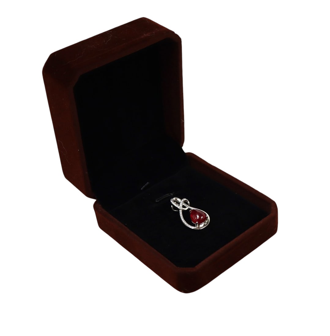 Large ruby 3.15ct white sapphire pendant 14kt over s/s (1 of 5)