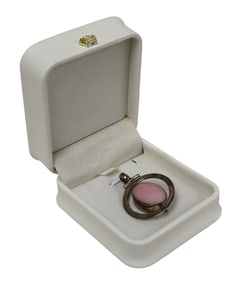 2 in 1 revolving pedant with pink quartz & green quartz