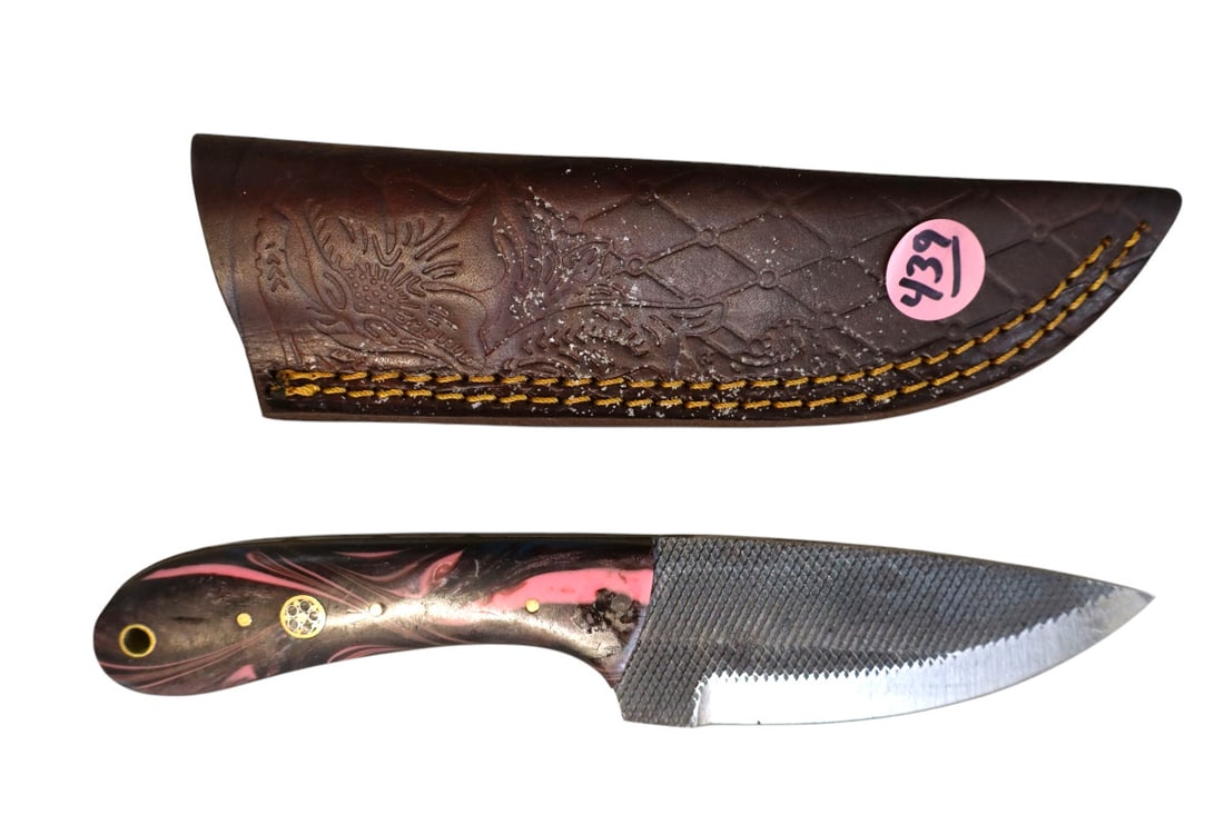 New fancy damascus blade knife with leather sheath (1 of 1)