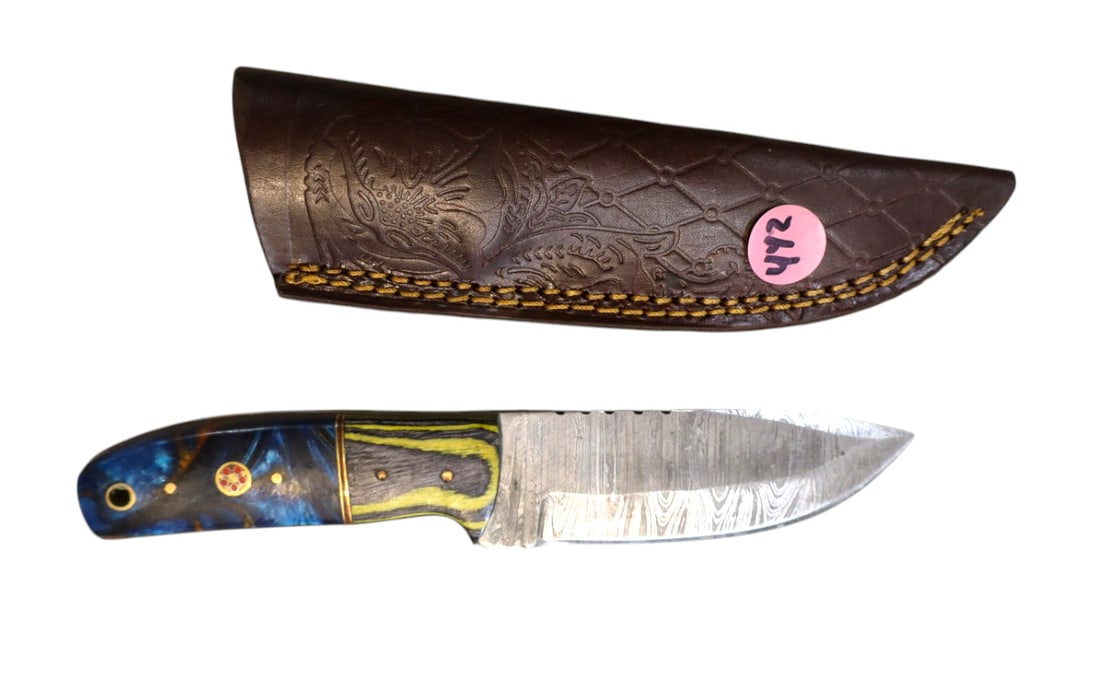 New fancy damascus blade knife (1 of 1)